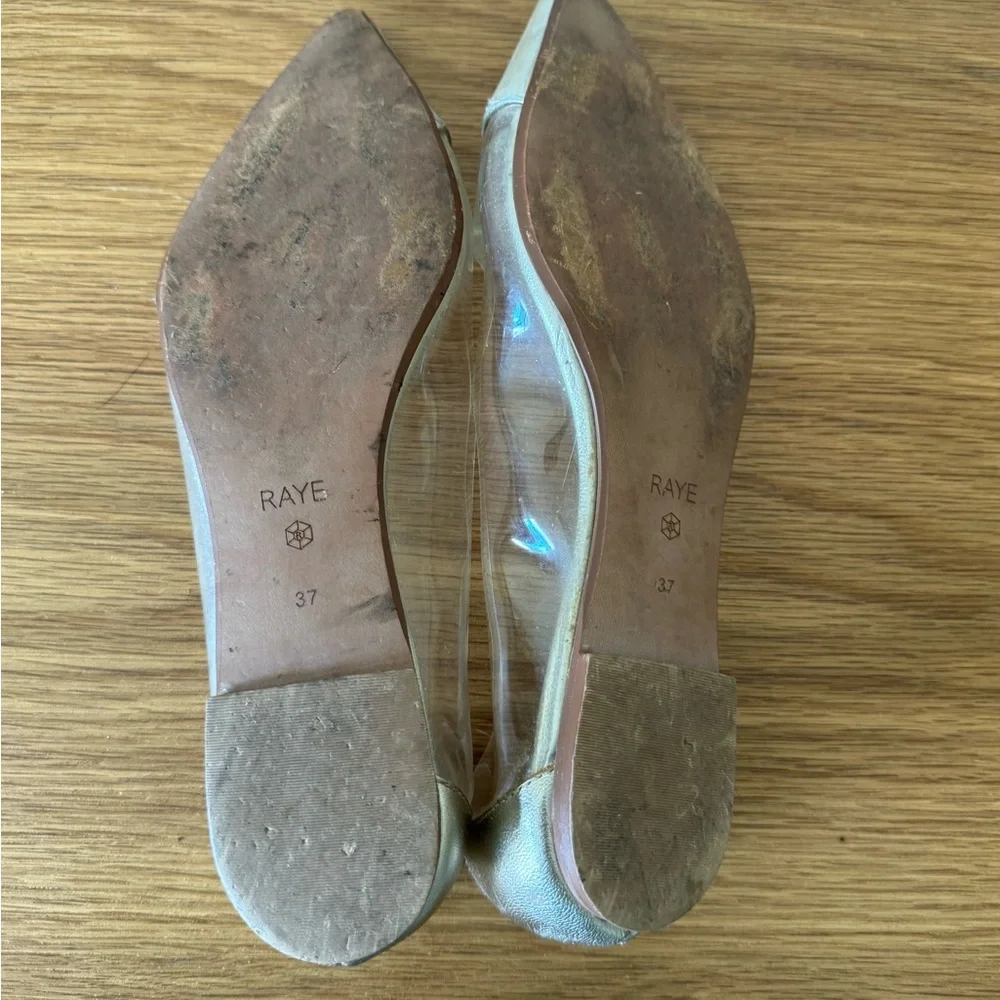 Revolve RAYE Phillip flat in light gold‎ size 37 EU